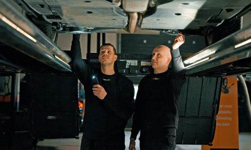 Dækbillede Under Bil 1400 X 725[14]